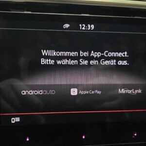 Apple CarPlay, Android Auto, Sprachsteuerung, neue Firmware